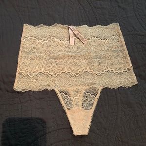 NWT Victoria’s Secret High-Waisted Thong